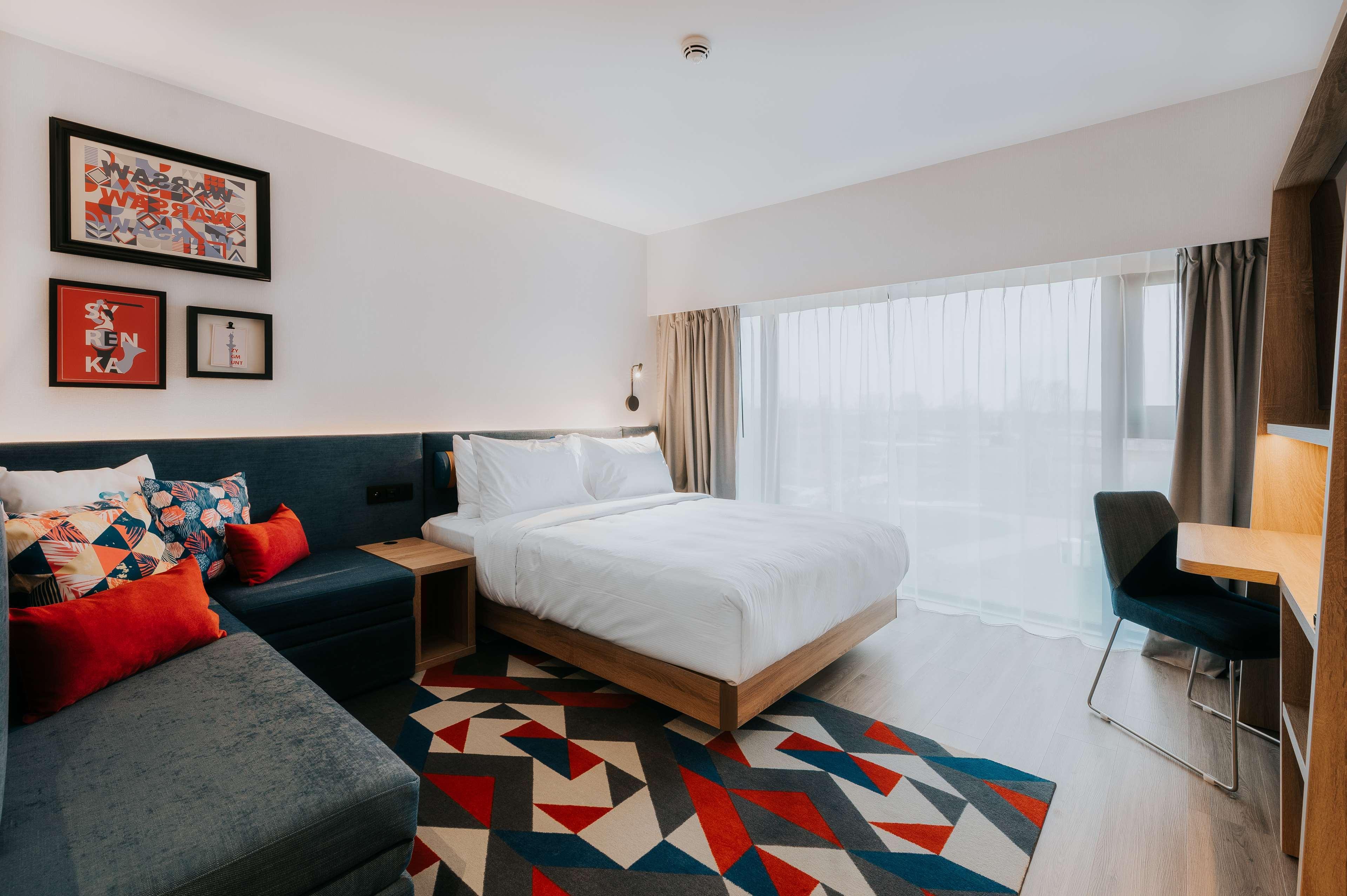 Hampton By Hilton Reduta Hotell