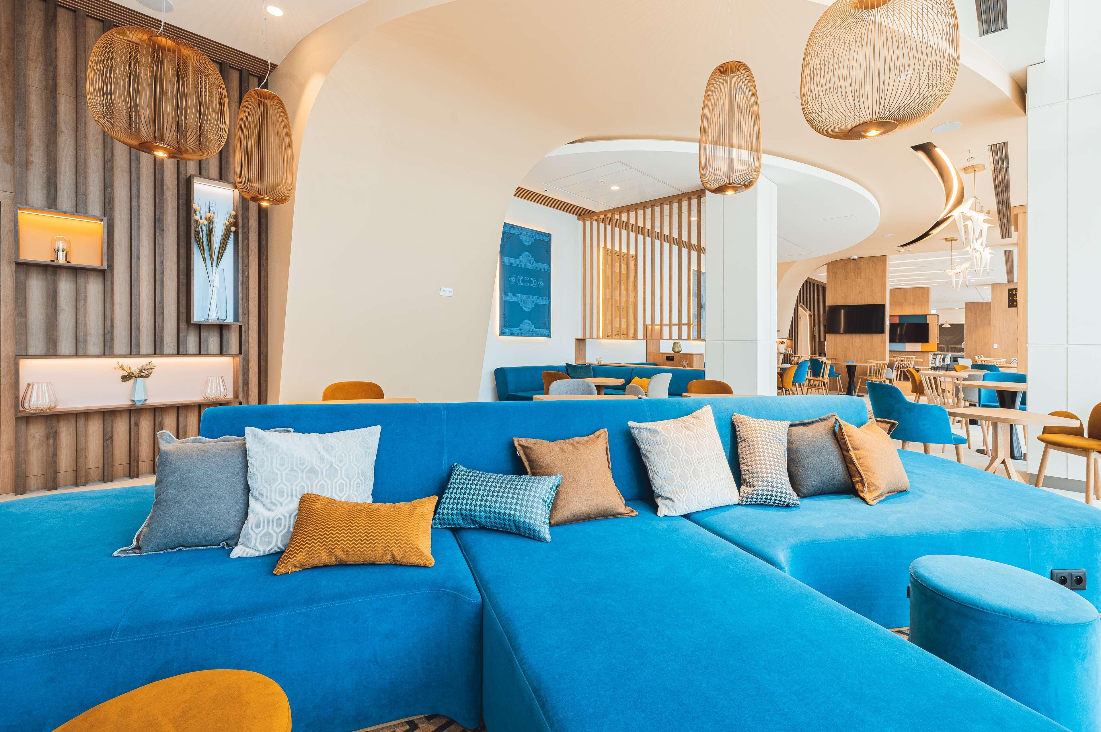 Hampton By Hilton Reduta Hotell