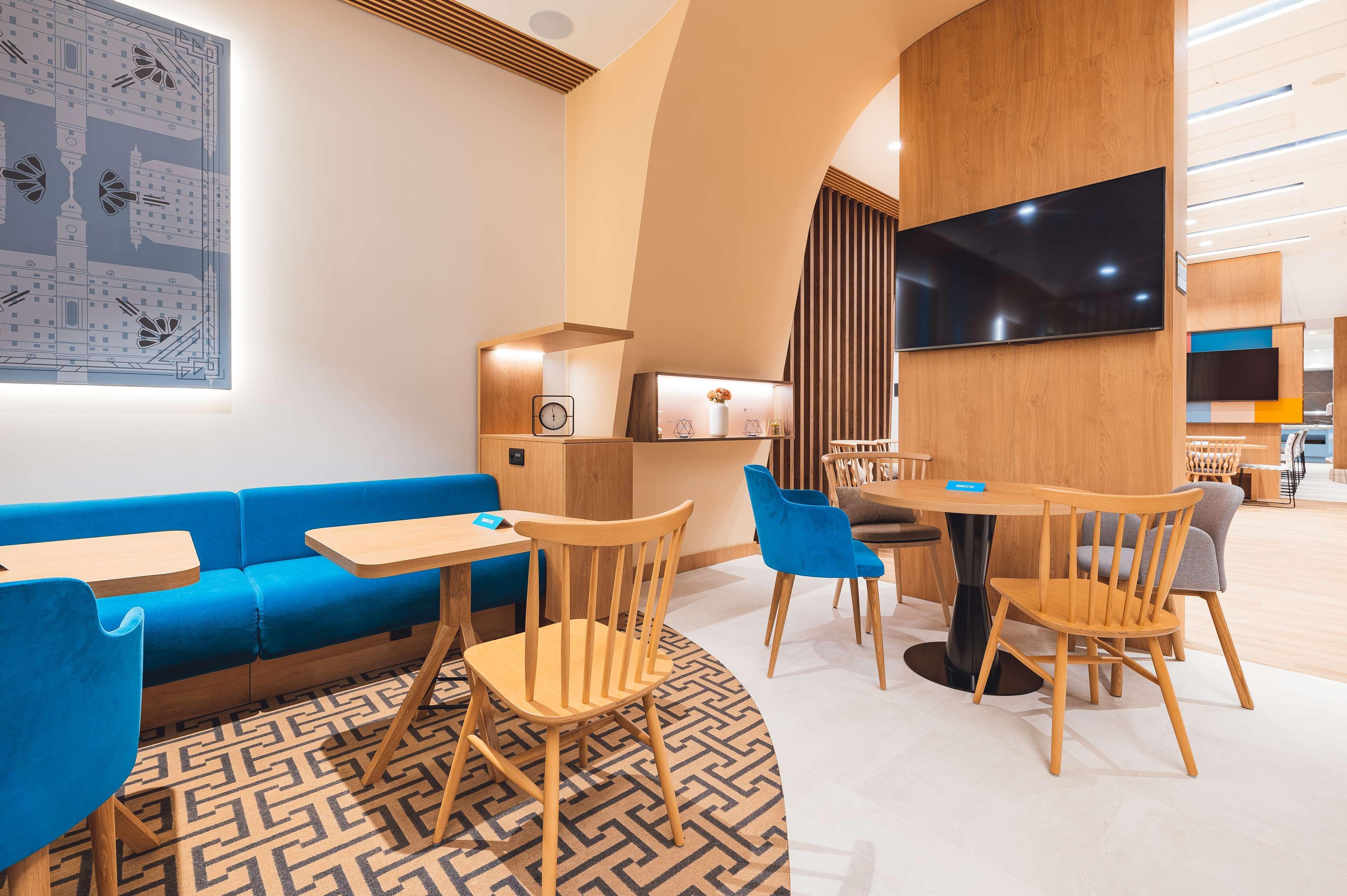 Hotell Hampton By Hilton Reduta 3*