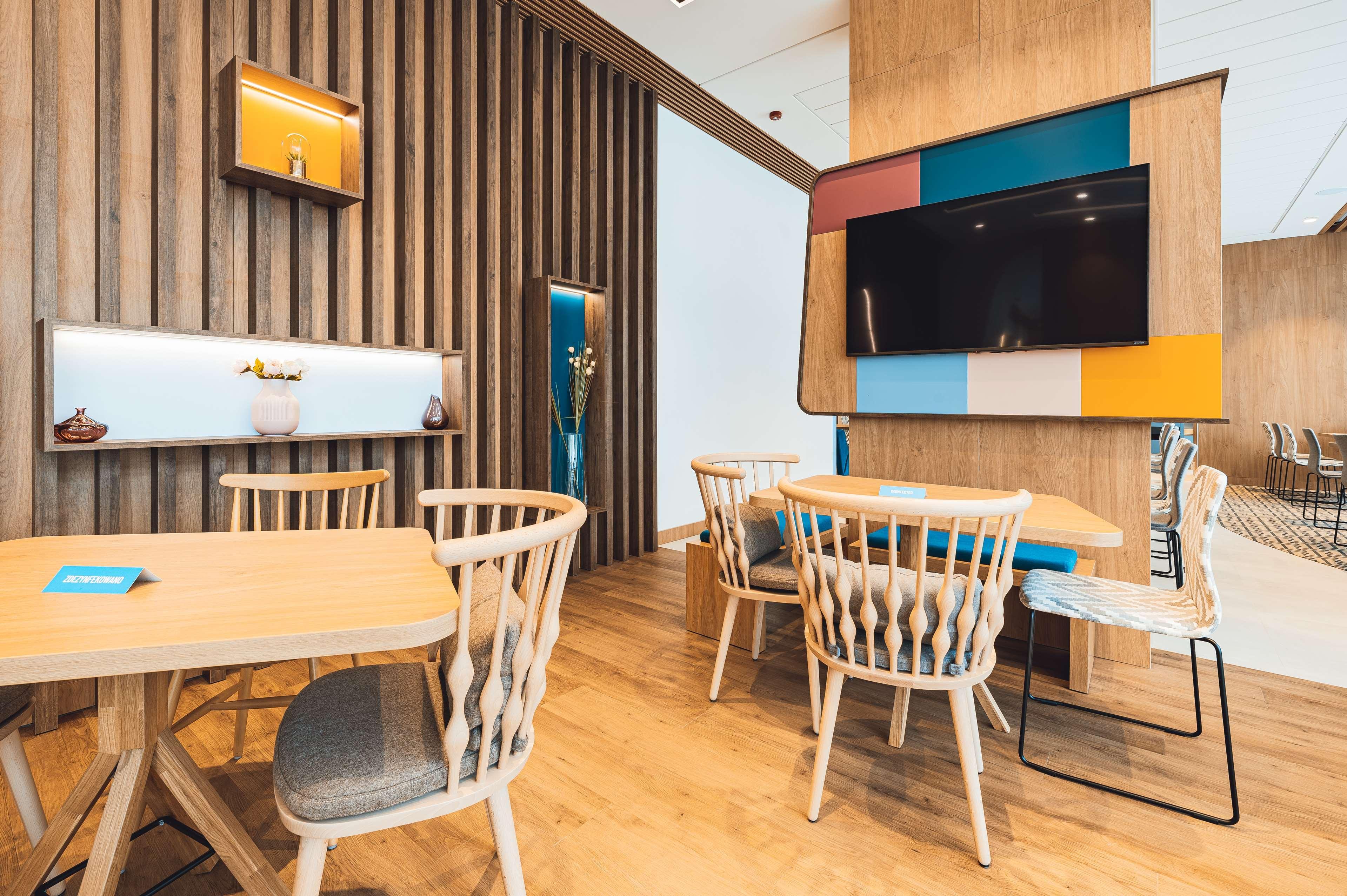 Hampton By Hilton Reduta Hotell 3*