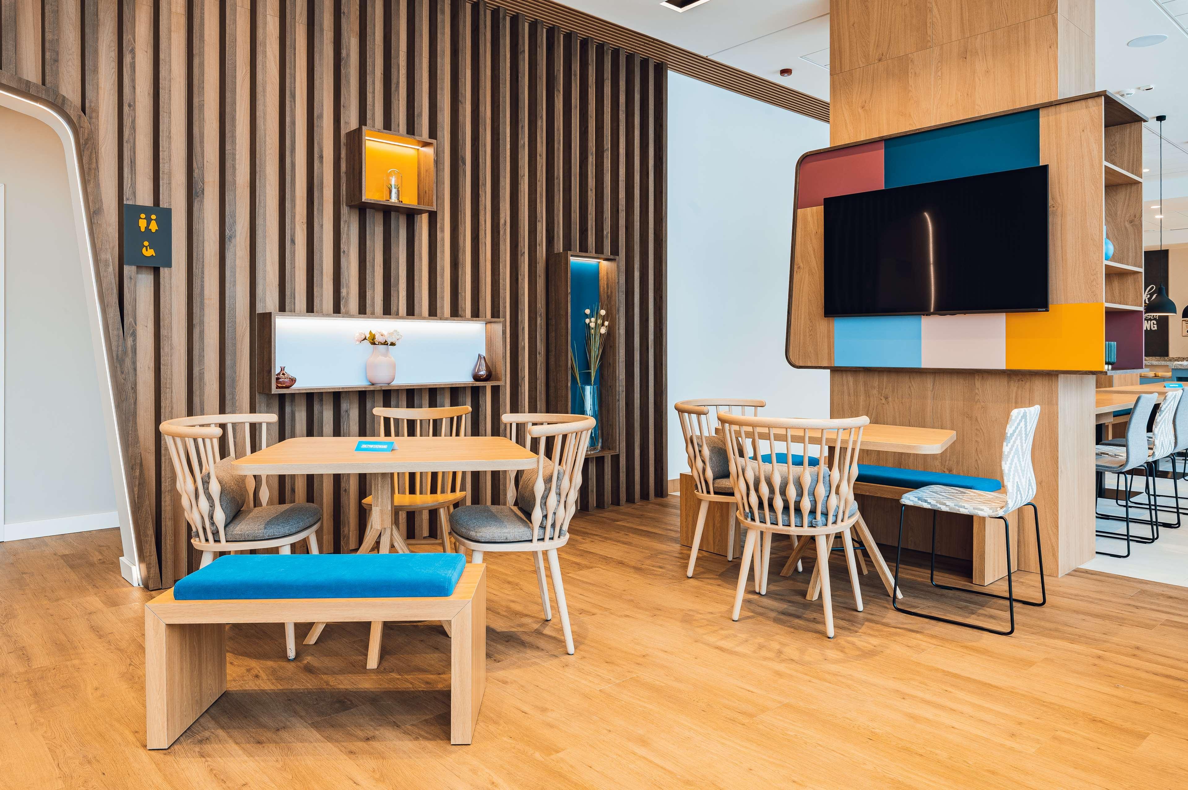Hampton By Hilton Reduta Hotell 3*