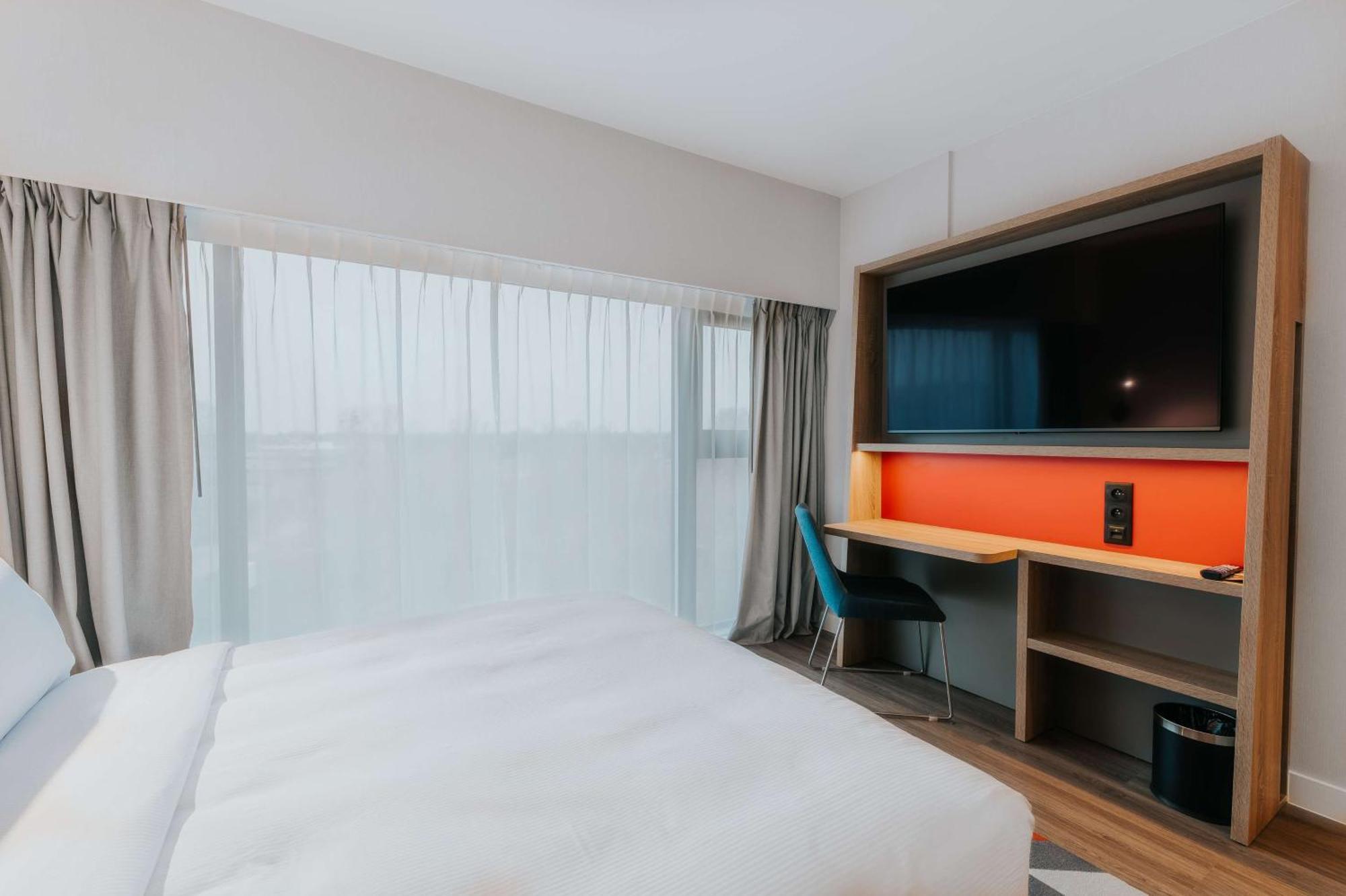 Hampton By Hilton Reduta Hotell 3*