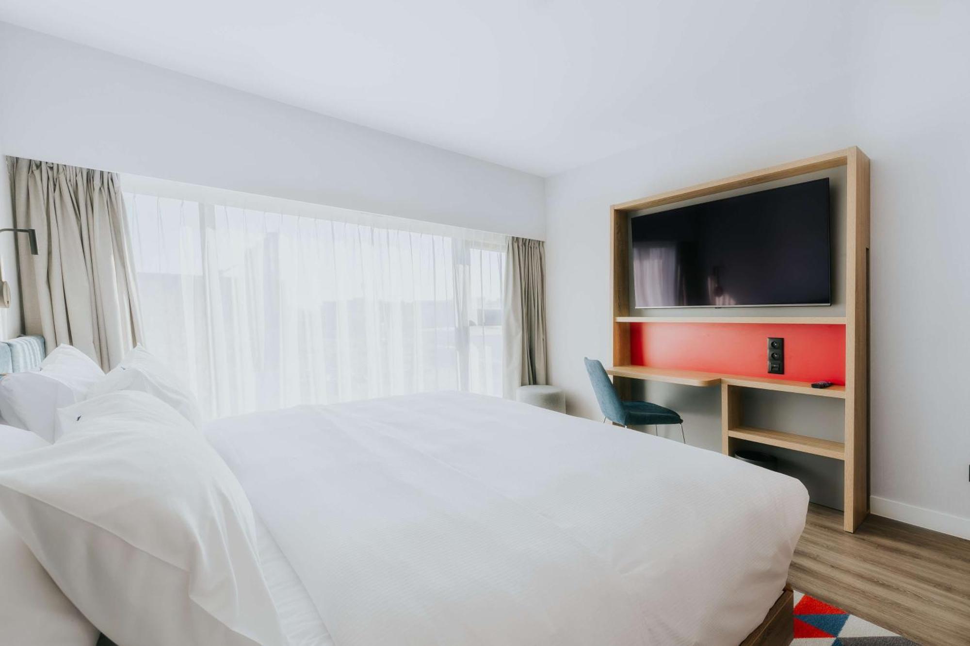 Hotell Hampton By Hilton Reduta