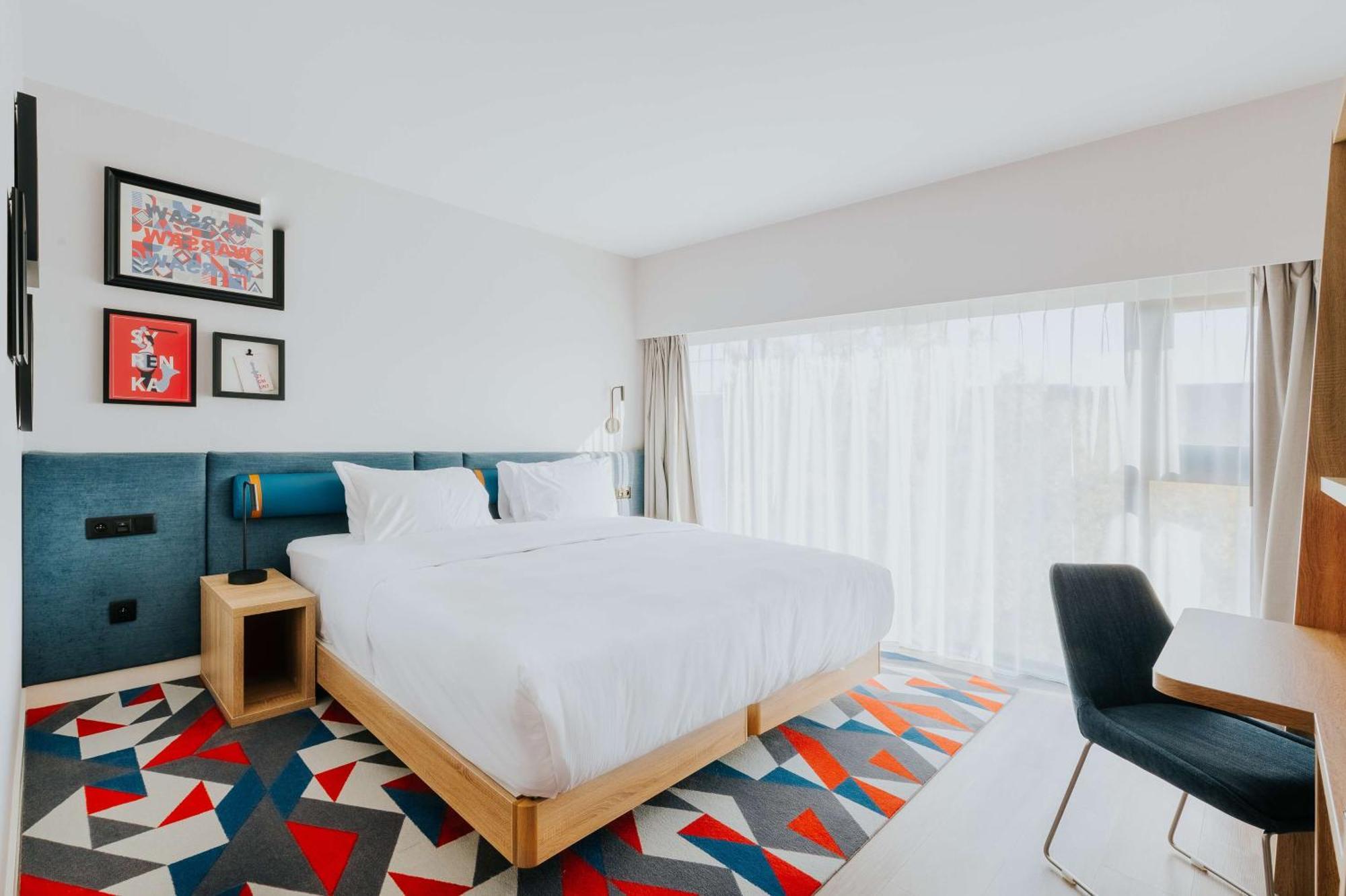 Hampton By Hilton Reduta Hotell 3*